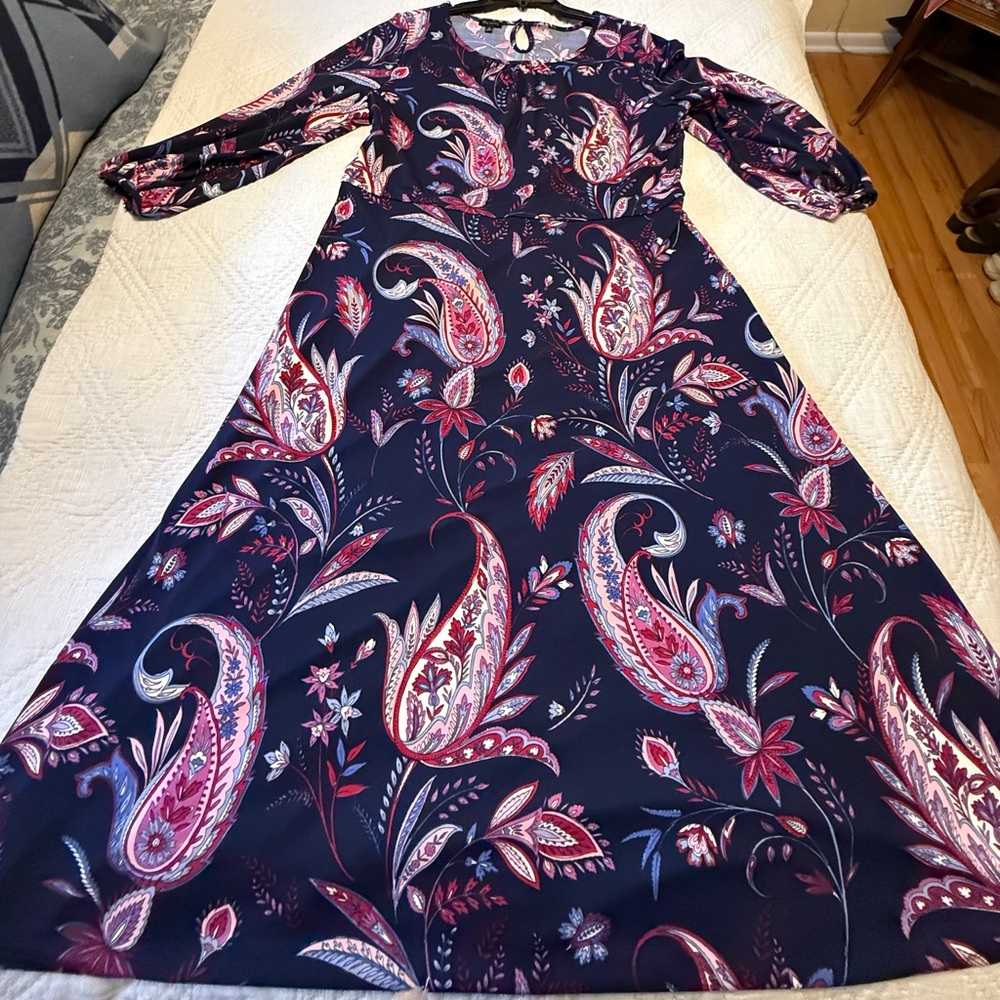 Elegant Paisley Print Dress